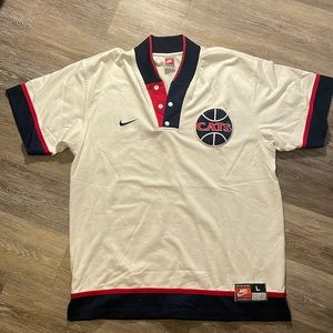 Vintage Nike University of Arizona MBB warm-up T